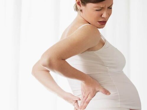 bolečine v hrbtu med nosečnostjo